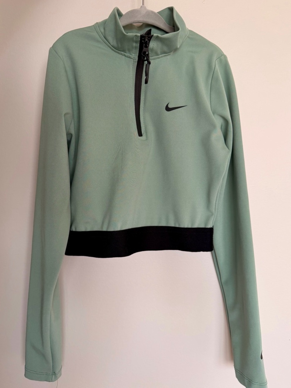 Nike Green Half-Zip Long-Sleeve Crop Top with Black Trim - Picture 2 of 7